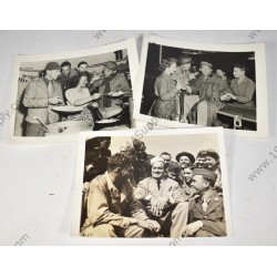 Snapshots of Bing Crosby, Bob Hope and others  - 1