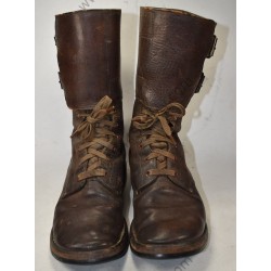 Combat boots, size 7½ D