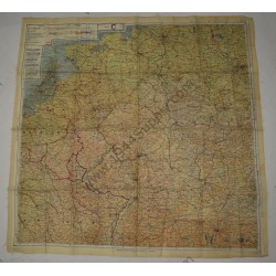Carte en tissu 43 C/D Hollande, Belgique, France et Allemagne
