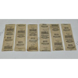 Adhesive Absorbent Compresses