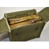 Kit de survie E-17, pochette avec deux flacons