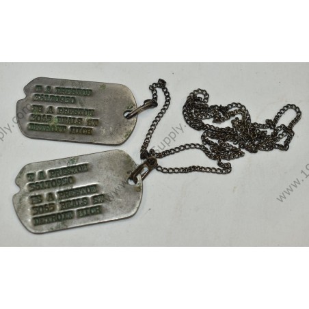 Dogtag set, Preston