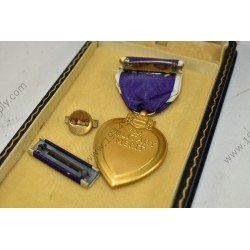 Purple Heart medal set in coffin case