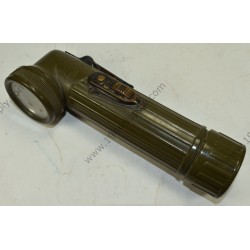 TL-122-B anglehead flashlight