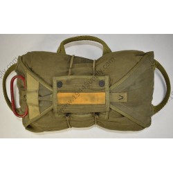 A-4 chest parachute pack