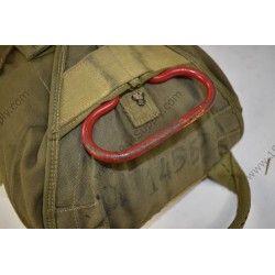 A-4 chest parachute pack