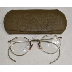 GI spectacles