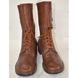 Combat boots, size 10 B