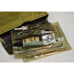 Eye dressing set