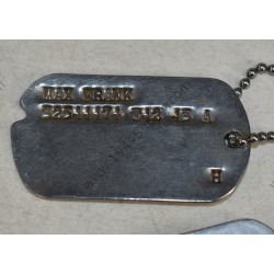 Dogtag ensemble, Frank