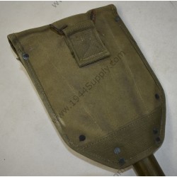 M-1943 Folding shovel & carrier