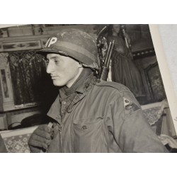 Photo of 6th Armoured Division MP