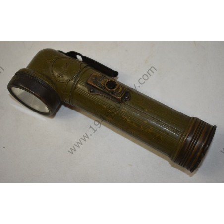 TL-122-A anglehead flashlight