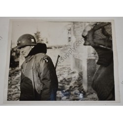 Photo du Maj. Gen. Maxwell D. Taylor à Noville