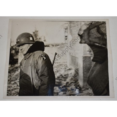 Photo of Maj. Gen. Maxwell D. Taylor in Noville