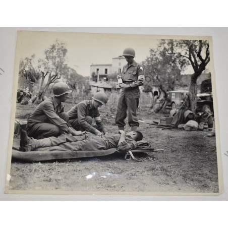Photo of medics of the 45th Division