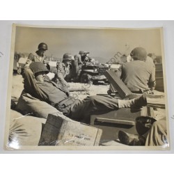 Photo d'un soldat avec un tourne-disque dans le sud de la France