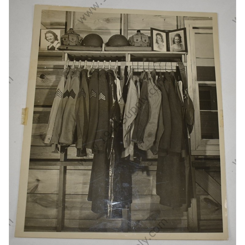 Photo d'uniformes et d'équipements de GI