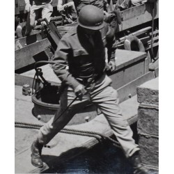 Photo du général Patton débarquant en Sicile