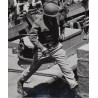 Photo du général Patton débarquant en Sicile