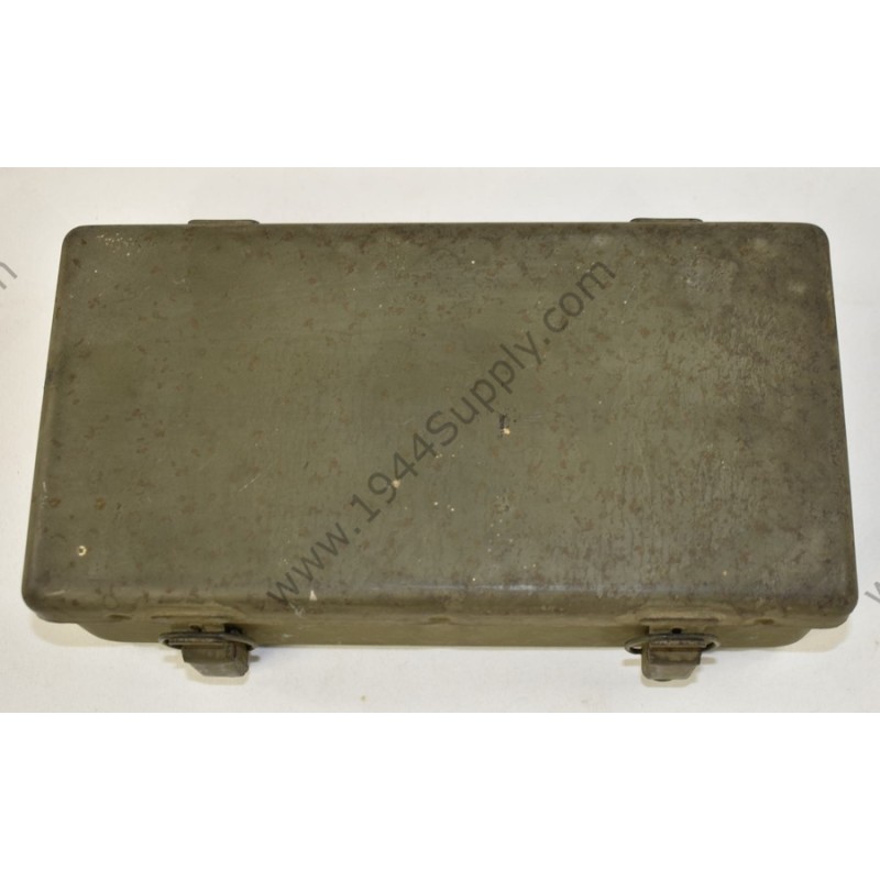First Aid can, 12 units, Motor Vehicle First Aid can, 12 units, Motor Vehicle