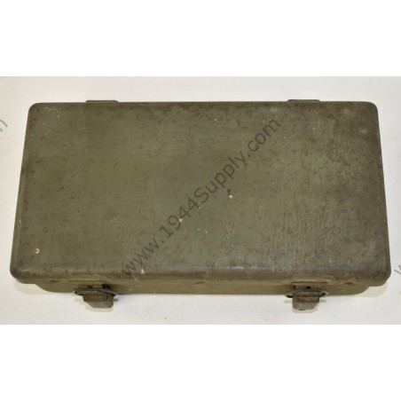 First Aid can, 12 units, Motor Vehicle