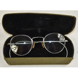 GI spectacles