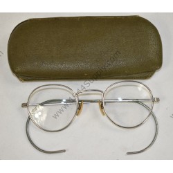 GI spectacles