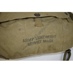 Lightweight service gasmask bag