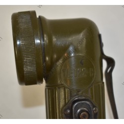 TL-122-B anglehead flashlight