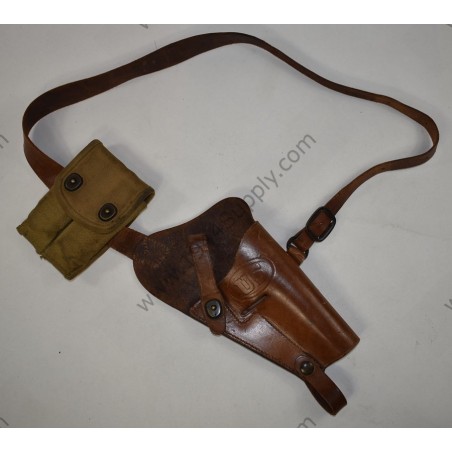 Shoulder holster M-3 & magazine pouch