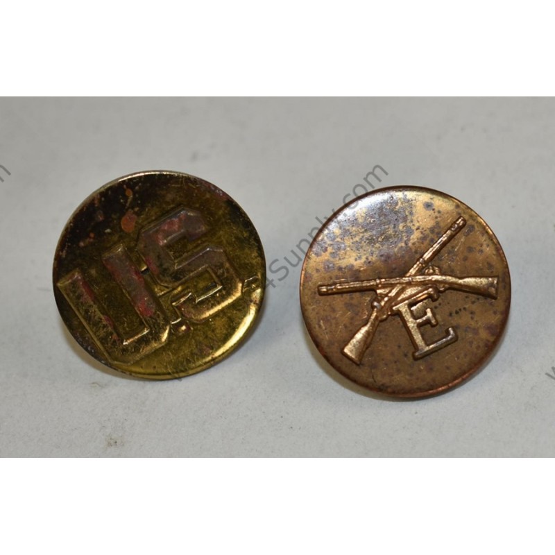 Easy Company collar disk set Easy Company collar disk set