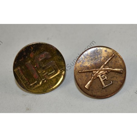Easy Company collar disk set
