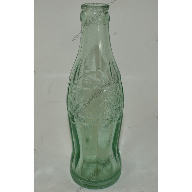 Bouteille Coca Cola, datée 1944 Bouteille Coca Cola, datée 1944