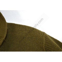 Pull en laine 5 boutons, taille 38