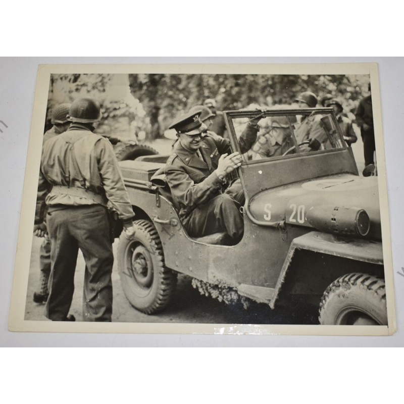 Photo of Ike in Jeep in France