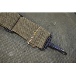 Lightweight service gasmask bag