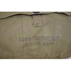 Lightweight service gasmask bag