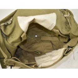 Lightweight service gasmask bag