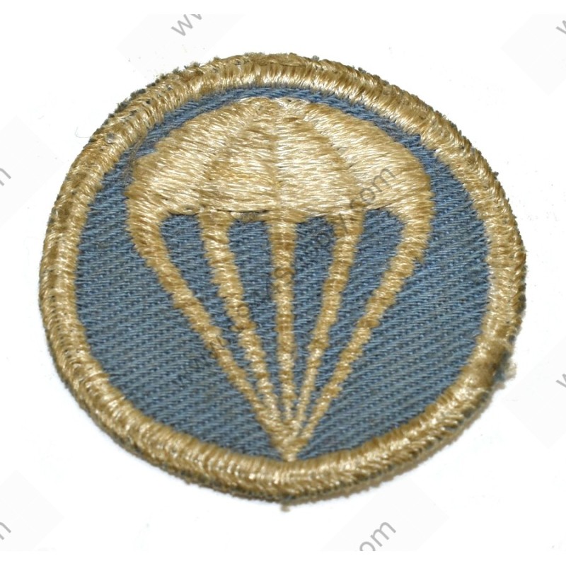 Paratrooper cap badge