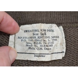 High neck sweater