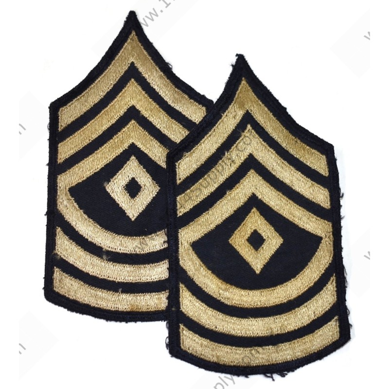 Grades first sergeant (1er/Sgt)