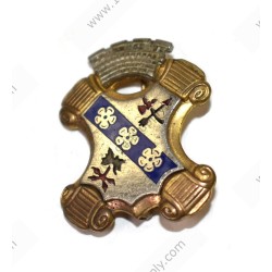 8th Infantry Regiment (4th Division) crest