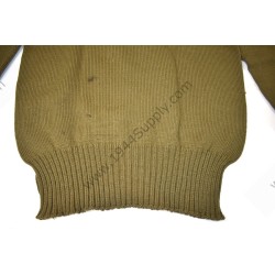 High neck sweater