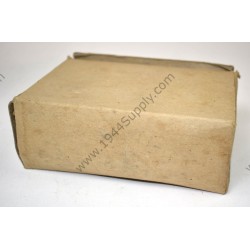 Boîte pour douze porte-brosse à dents en plastique