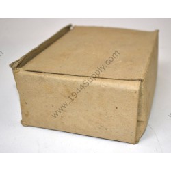 Boîte pour douze porte-brosse à dents en plastique