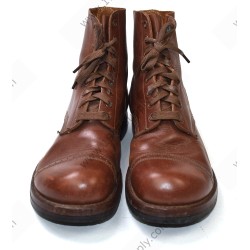 Service shoes