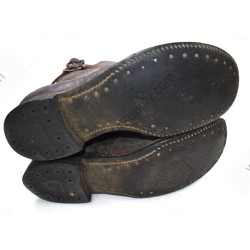 Combat boots, size  9½ C