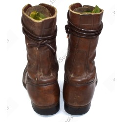 Jump boots