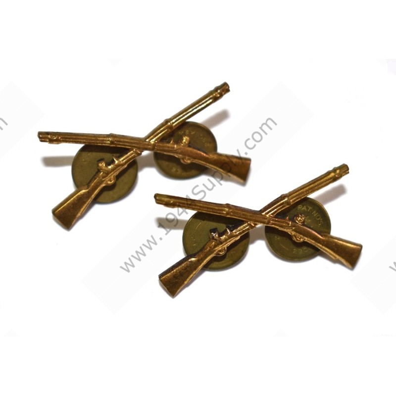 Officer's crossed rifles insignia set